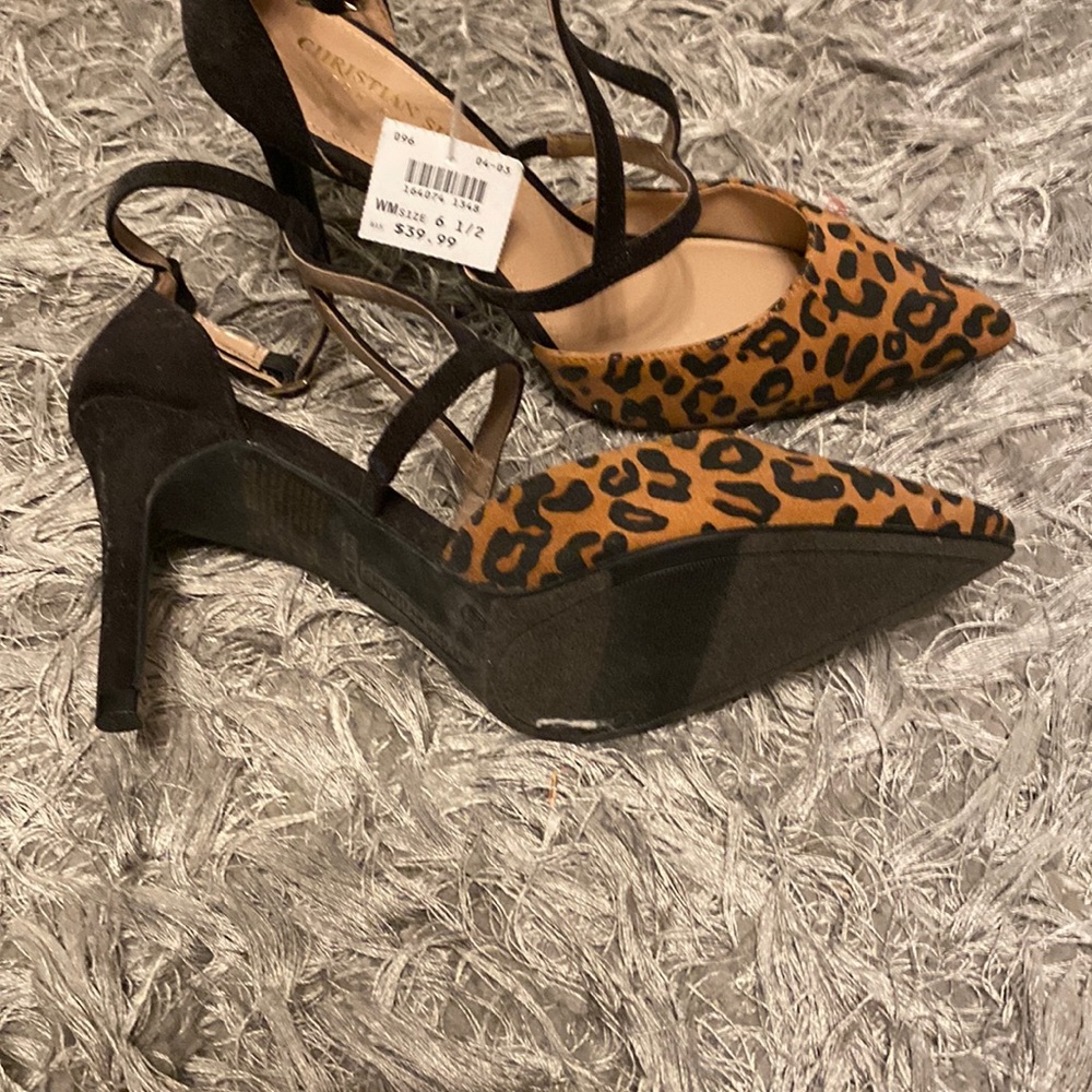 Brand Christian Soriano size 6 1/2